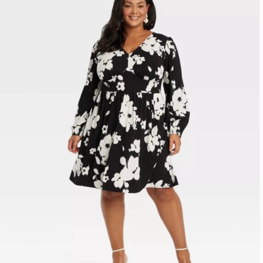 NWT Ava & Viv Ruched Babydoll Dress